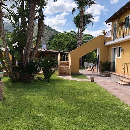 Casa Vacanze Alcantara Gaggi Exterior photo