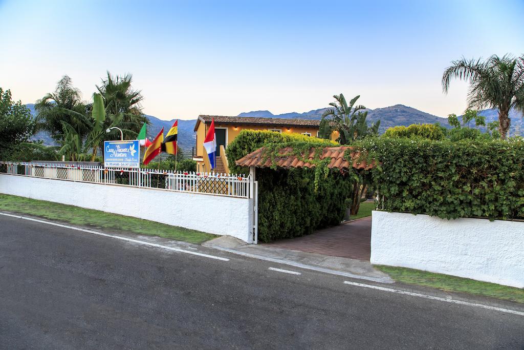 Casa Vacanze Alcantara Gaggi Exterior photo